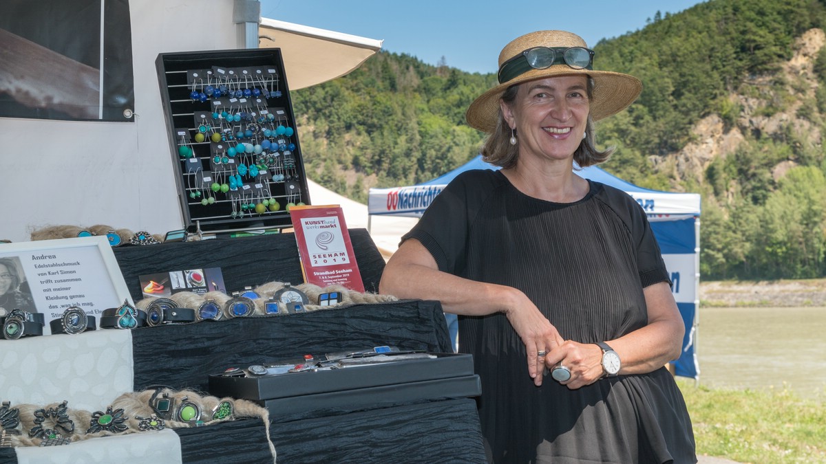 2019.08.18 - 15.KunsthandwerksMarkt in Aschach an der Donau  I  Schmuck Schmiede Stahlobjekte - Karl Simon